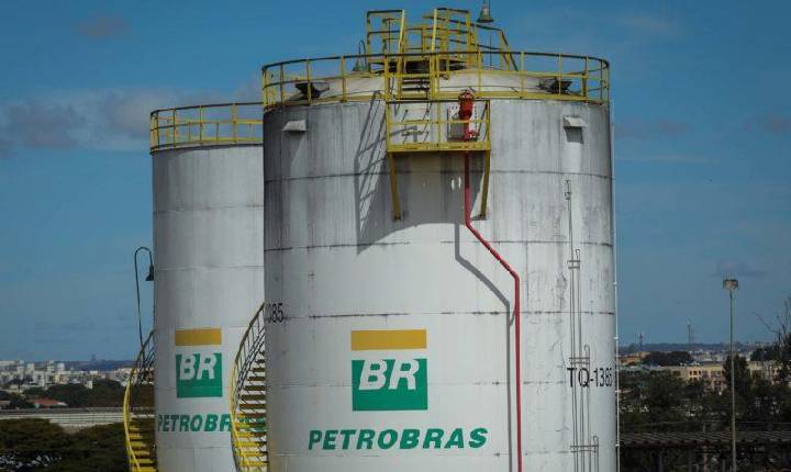 67% apoiam intervenção na Petrobras para baixar gasolina