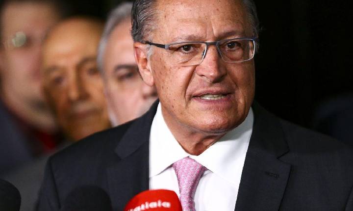 Alckmin confirma oito nomes da equipe de transição do governo Lula