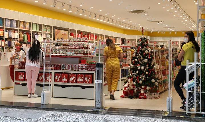 Alimentos e presentes pressionam inflação do Natal