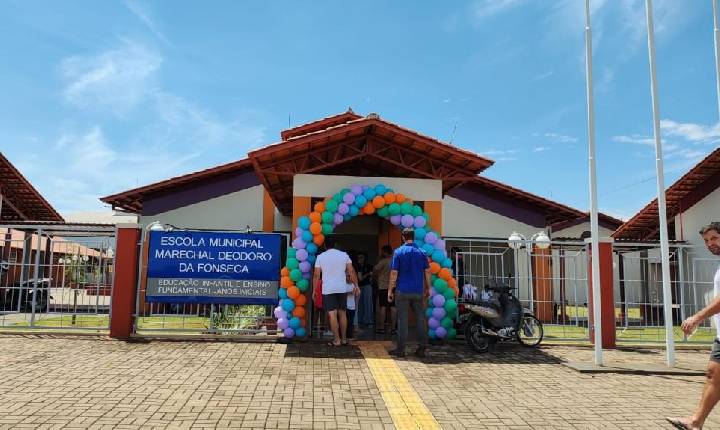 Ano letivo começou com escola nova em Santa Helena