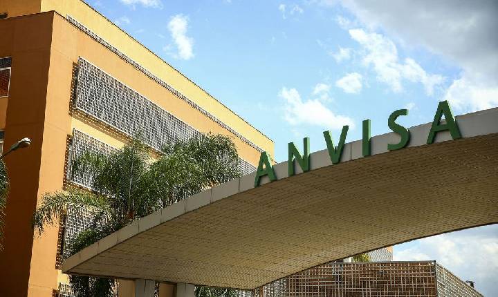 Anvisa aprova produto de terapia personalizada para tratamento de câncer raro