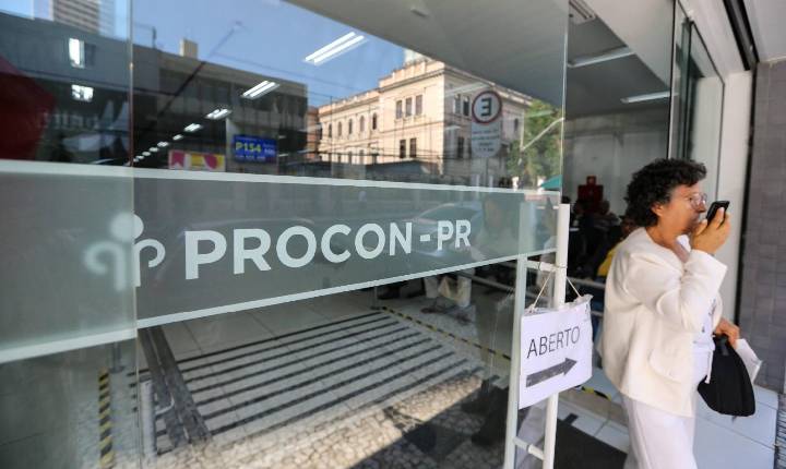 Atenção consumidores de Santa Helena, PROCON-PR realiza mutirão on-line de renegociação de dívidas