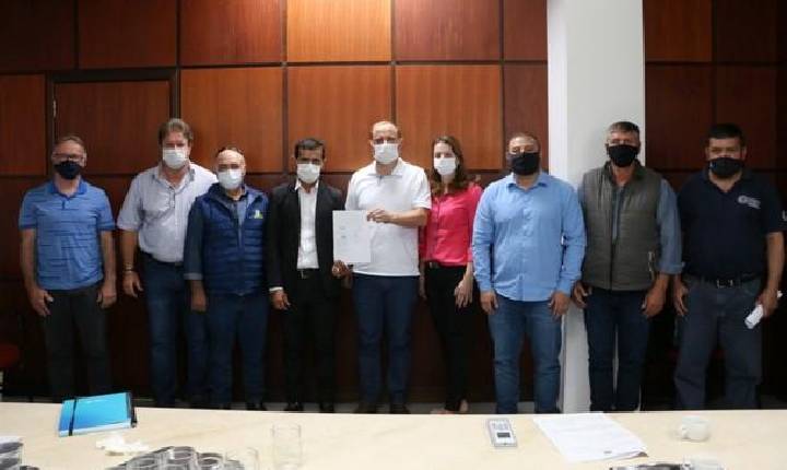 Autoridades se unem para reabrir travessia de passageiros pelo porto de Santa Helena