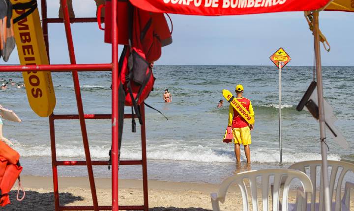 Bombeiros de cinco cidades do PR participam de treinamento em Santa Helena