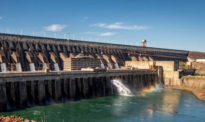 “Bônus Itaipu” reduzirá conta de luz em julho no Brasil