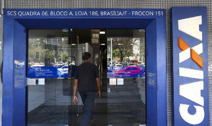 Caixa libera abono salarial para nascidos em setembro e outubro