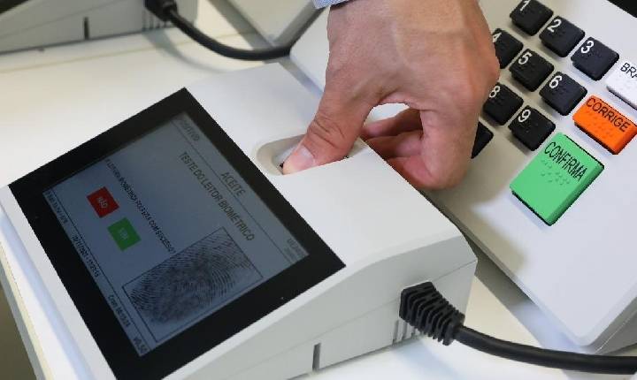 Com cadastro paralisado desde 2020, cerca de 25% dos eleitores não têm biometria