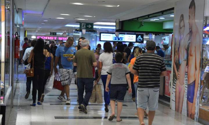 Com estabilidade, contratação de temporários será menor no Paraná
