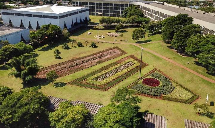 Com muitas novidades, Unioeste abre inscrições para vestibular com 1.260 vagas