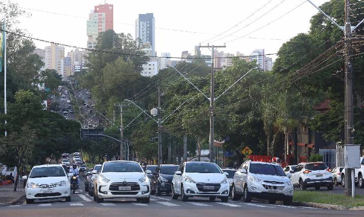 Começa nesta sexta prazo para quitar licenciamento de veículos com placas de finais 6, 7 e 8