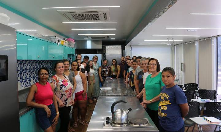 Cursos gratuitos de Técnicas em Chocolateria e Elaboração de Doces e Tortas iniciam em Santa Helena