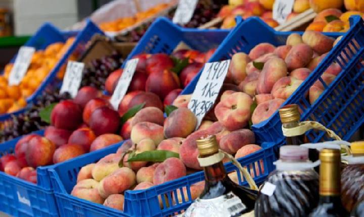 Custos de importação de alimentos têm recorde e ameaçam mais pobres, diz FAO