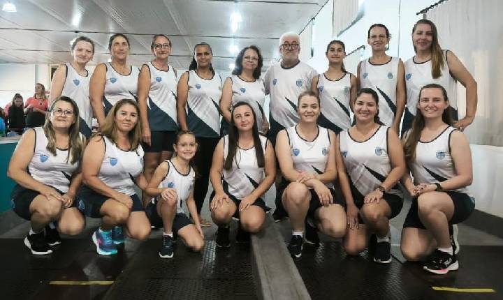 Equipe feminina de Santa Helena conquista 5º lugar em torneio regional de bolão