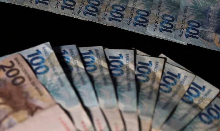 Governo anuncia pacote de R$ 242,7 bi para melhorar contas públicas