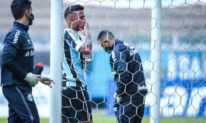 Grêmio vence o Caxias de novo e enfrentará o Inter na final do Gauchão