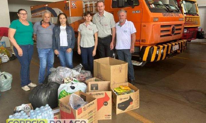 Grupo de Casais de Santa Helena entrega donativos e água para desabrigados no RS