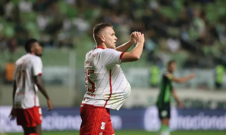 Inter recebe três ofertas de empréstimo da Europa por Alemão, mas recusa investidas