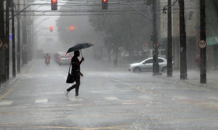 Inverno de 2026 será mais quente e chuvoso do que a média, prevê o Simepar