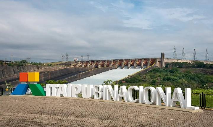 Itaipu doa frota de veículos para instituições no Paraná