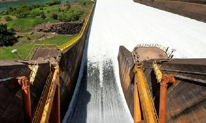 Itaipu vai fechar 2023 com produção de mais de 82 milhões de MWh