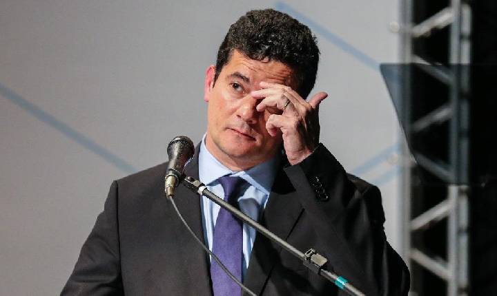 Moro vira réu em ação do PT que pede condenação por prejuízos ao país