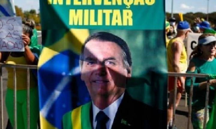 MPF quer proibir governo de celebrar golpe militar e pede multa por vídeo