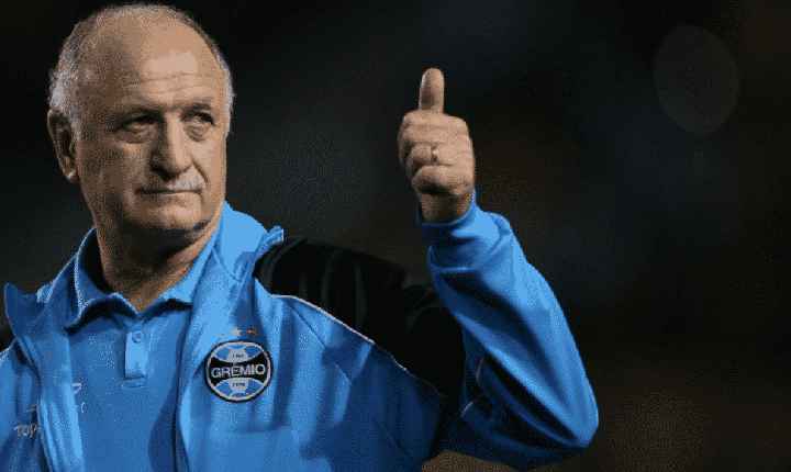 Na lanterna do Brasileiro, Grêmio acerta volta de Luiz Felipe Scolari