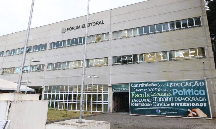 No penúltimo dia do prazo, TRE julgou 75,51% dos pedidos de registros de candidatura no Paraná
