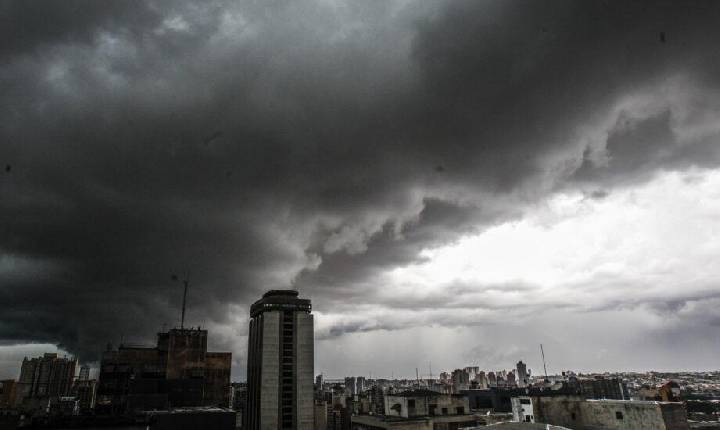 Novo ciclone a caminho do Paraná vai fazer a temperatura despencar