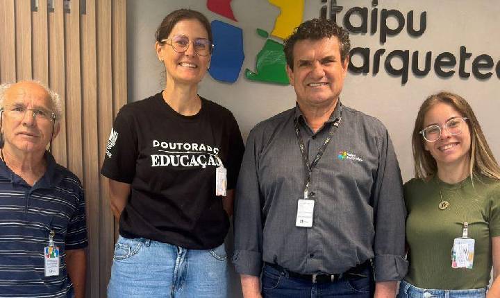 Núcleo de Historiadores da ACULT entrevista o Diretor Superintendente da Itaipu Parquetec