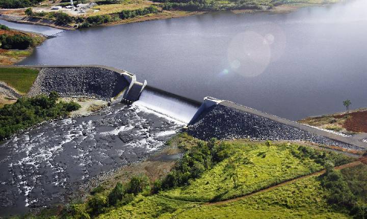 Oito barragens no Paraná apresentam risco, aponta relatório; IAT defende que problemas 'não são graves'