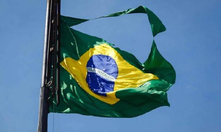 PoderData: para 58%, economia do Brasil está no caminho errado