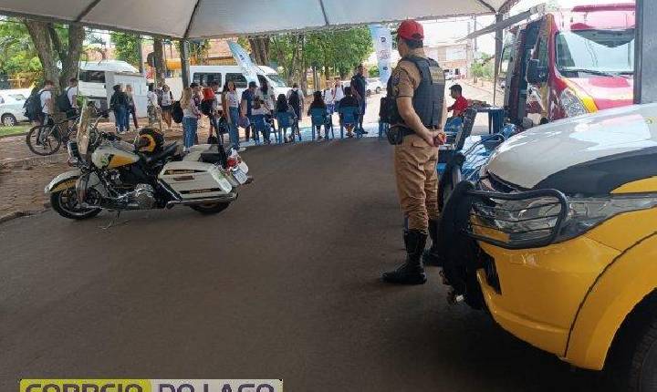 Policiais rodoviários de Santa Helena participam do evento Paraná em Ação