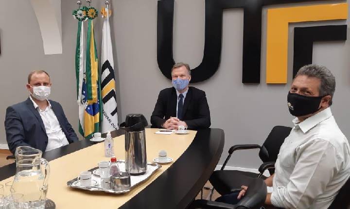 Prefeito Zado se reúne com Reitor da UTFPR para consolidar campus em Santa Helena.