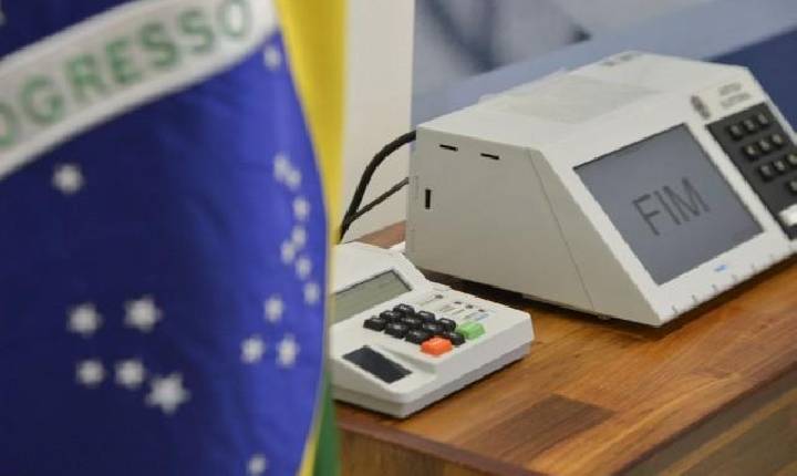 Presidenciáveis começam campanha eleitoral nesta terça-feira (16)