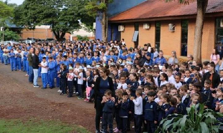 Programa inédito, Educa Mais Santa Helena concede bolsa de 300 reais por aluno