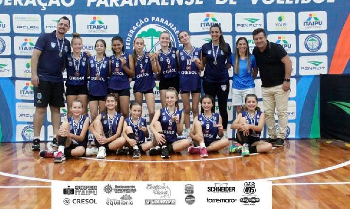 Santa Helena conquista 3º lugar na estreia do Paranaense de Voleibol Sub-13 Feminino