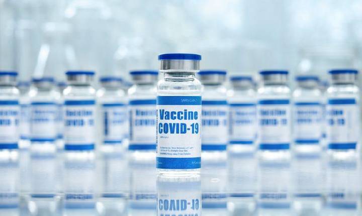 Saúde não comprou doses suficientes de vacina anticovid para 2023, diz transição