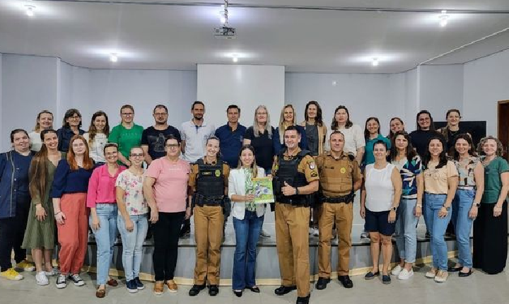 Secretaria Municipal de Educação realiza reunião para alinhar ações do Proerd