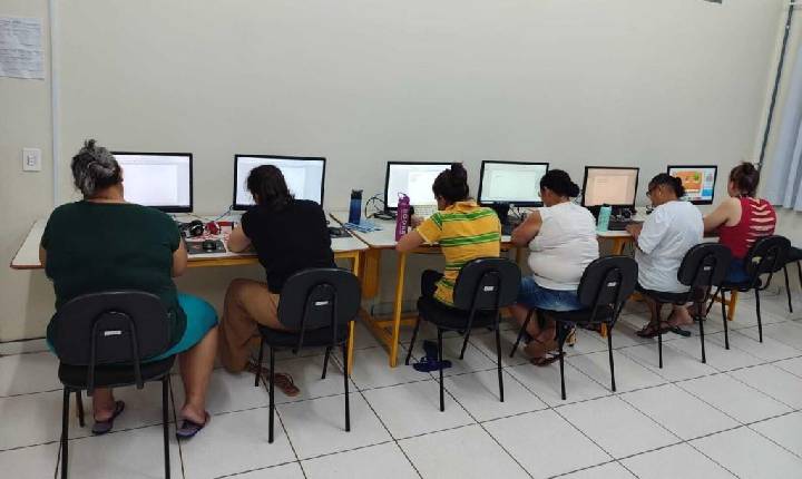 Seguem abertas matrículas para Educação de Jovens e Adultos em Santa Helena