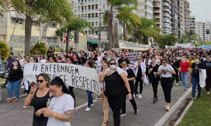 Senado aprova PEC que viabiliza pagamento do piso salarial nacional da Enfermagem