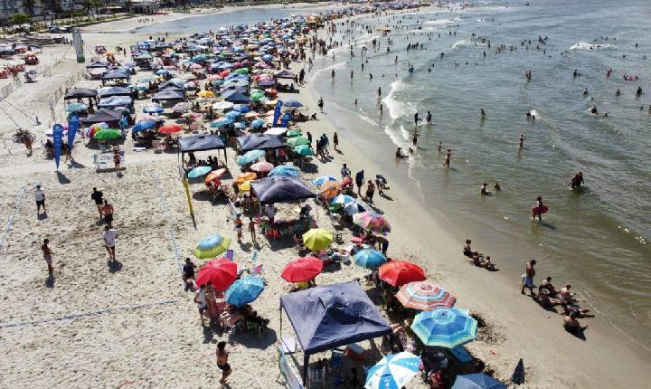 Temporada no Litoral termina com números positivos, apesar da chuva