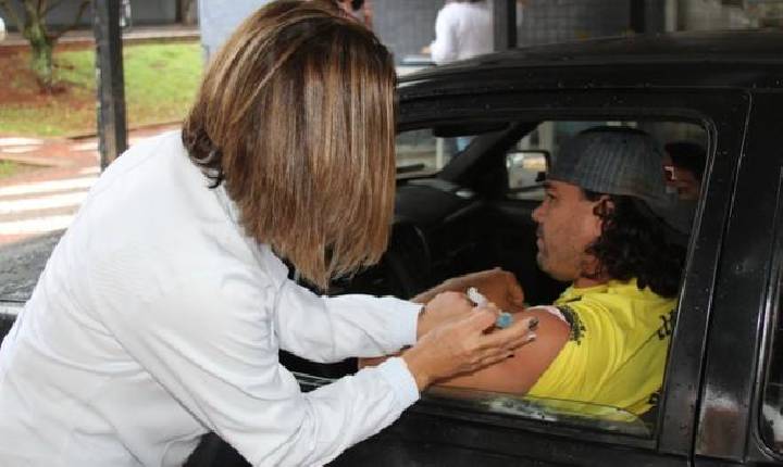Vacinação avança para população com 18 anos ou mais em Santa Helena