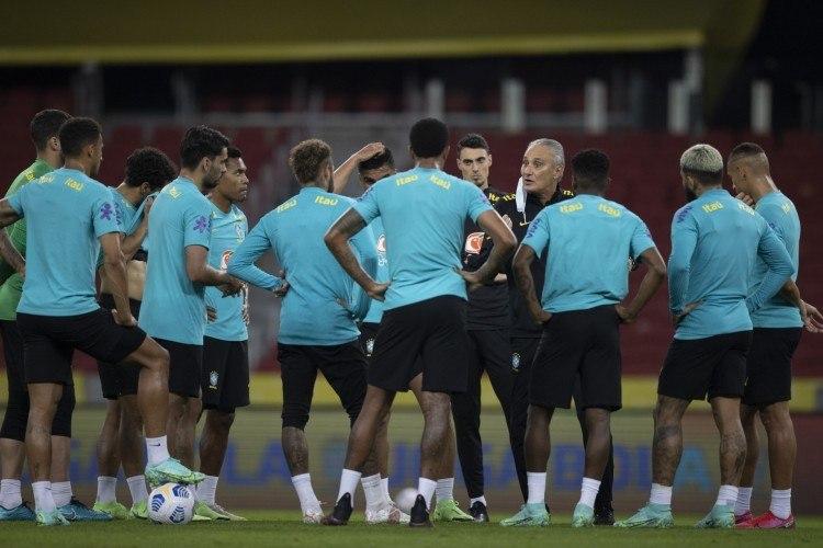 Brasil x Equador: veja onde assistir, escalações, desfalques e arbitragem