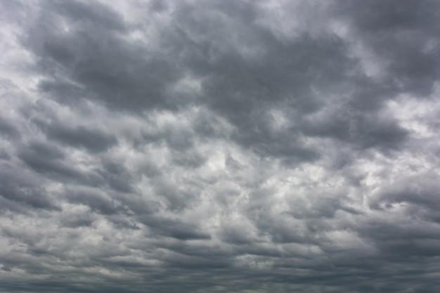 Chuva pode dar uma trégua hoje, mas volta ainda nesta semana