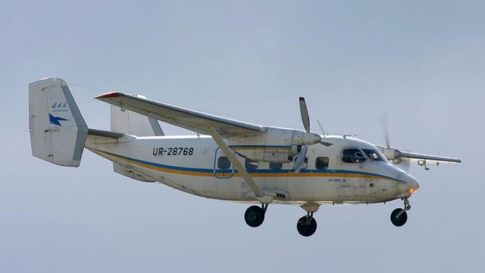 Avião russo com cerca de 17 pessoas a bordo desaparece na Sibéria