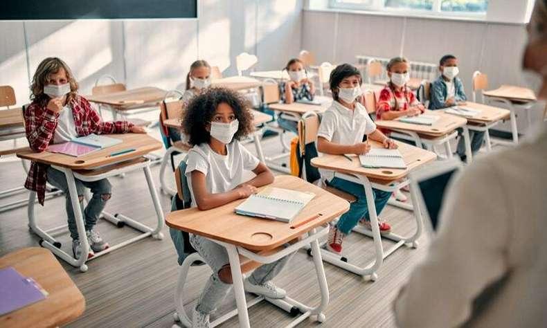 Em agosto, pela primeira vez na pandemia, maioria das escolas vai abrir