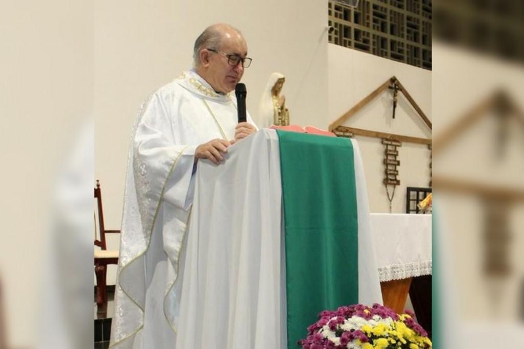 Padre de Santa Helena falece por complicações da covid-19 após duas semanas em UTI