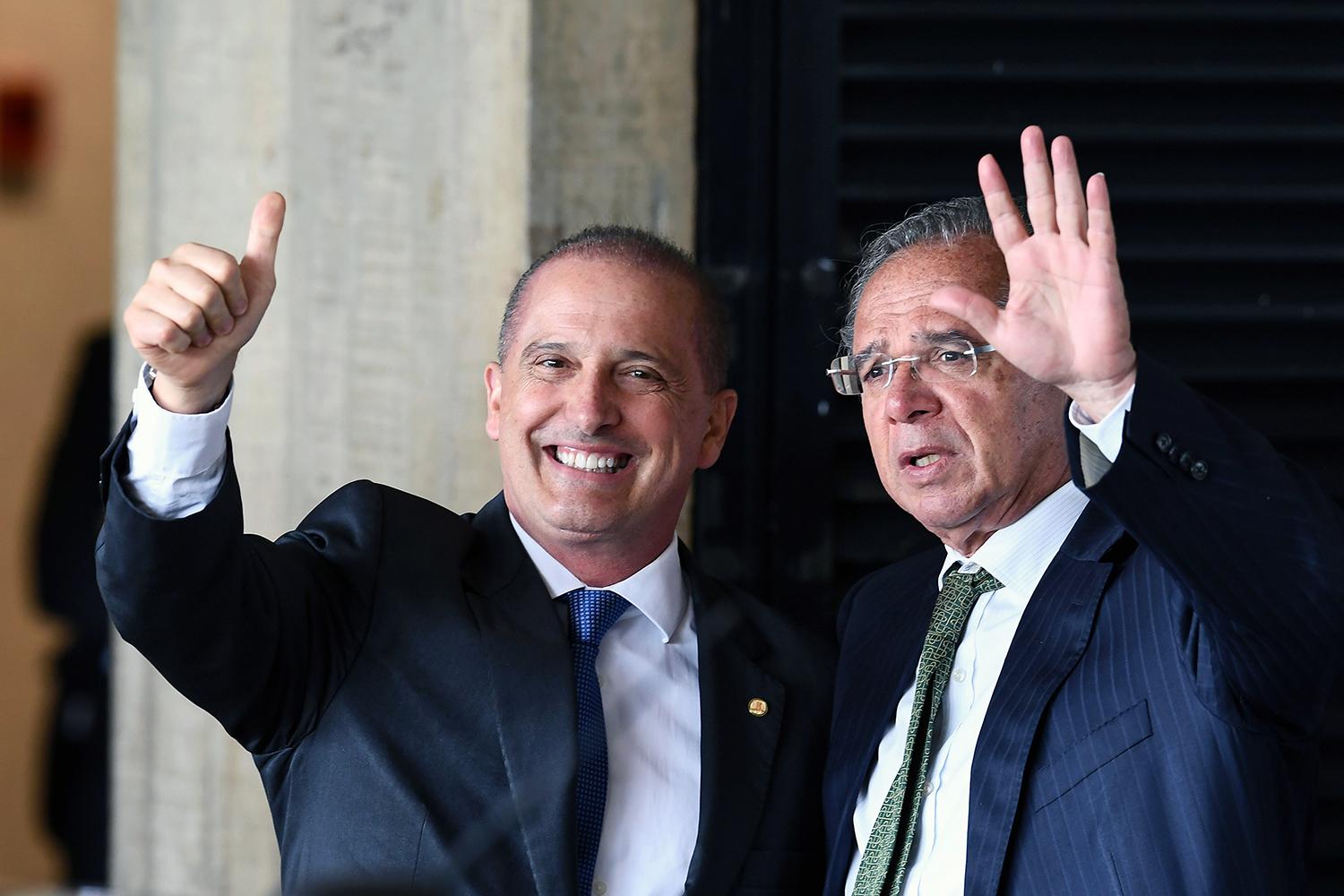 Programa trabalhista em estudo por Onyx prevê contratações de temporários por prefeitos e governadores