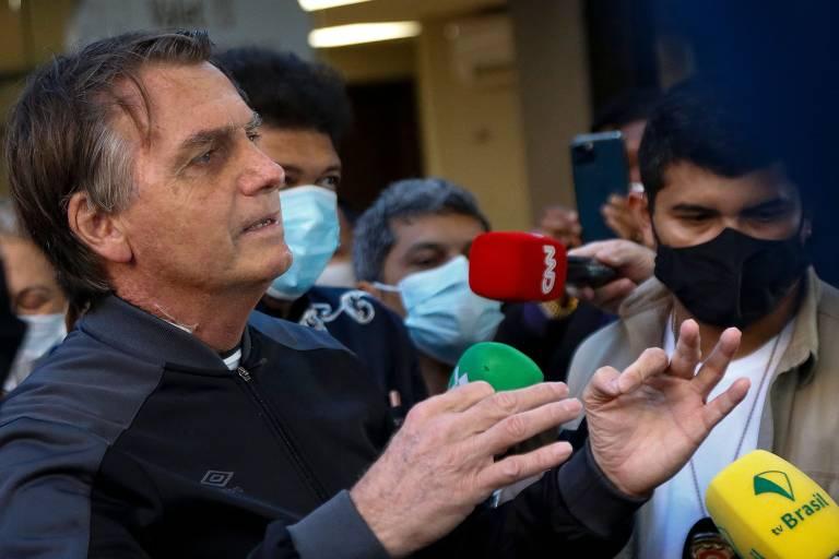 Bolsonaro agora descarta golpe, promete não melar eleições e até defende urnas eletrônicas